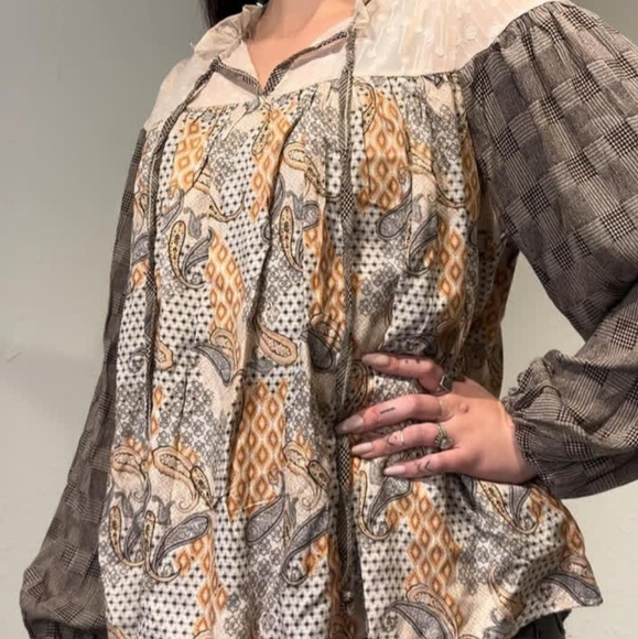 Taupe Lela Mock Neck Top - Picture 2 of 3